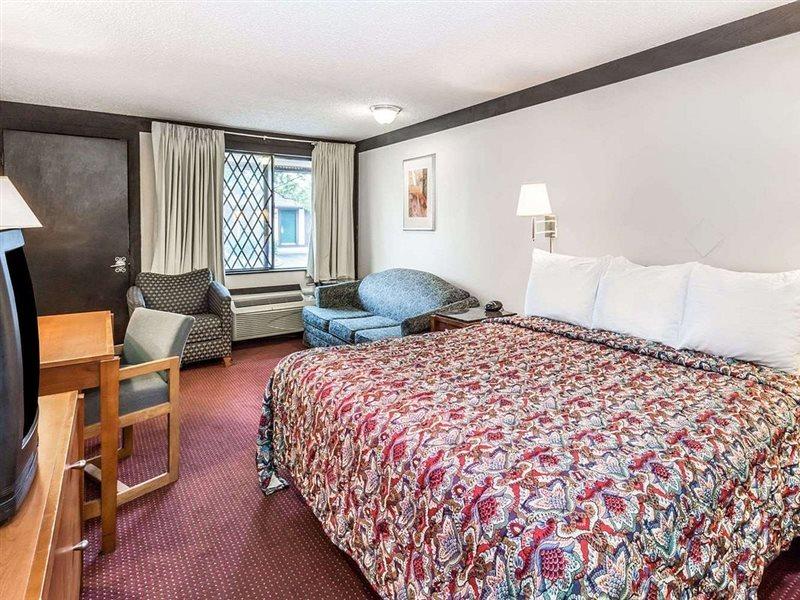 Knights Inn Racine Ngoại thất bức ảnh